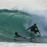 Surfea en las mejores playas de Andalucia Juanlu Gonzalez en una Derecha en el Palmar