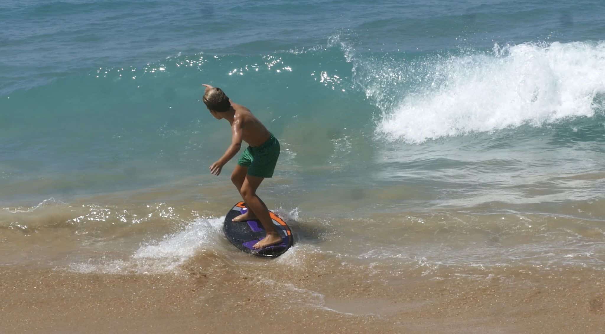 5 consejos de Skimboard para principiantes AVANCE Surf Training